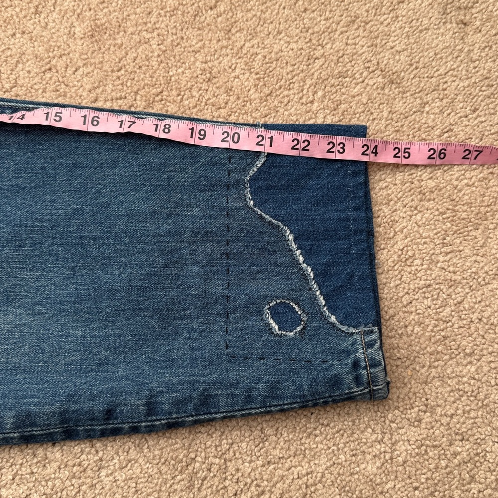 Levi's Medium Blue High-Rise Cropped Straight Jeans - Picture 12 of 13